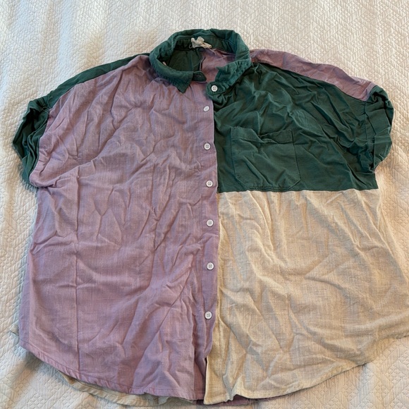 Boutique; Three color top- 1x - Picture 1 of 3